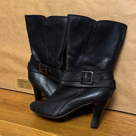 Bruno Valenti Shoes - Bruno Valenti m Black Leather Women's Boots Size 8.5